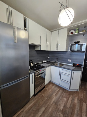 Продам однокомнатную (1-комн.) квартиру, Псковская ул, 13, Великий Новгород г