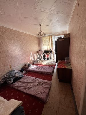 Продам двухкомнатную (2-комн.) квартиру, Рощинская ул, 2, Гатчина г