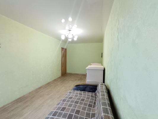 Продам двухкомнатную (2-комн.) квартиру, Минская ул, 122, Иваново г