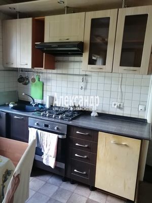 Продам часть дома в поселке город, Торговый пр-кт, 54, Всеволожск г, 10 км от города