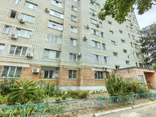 Продам трехкомнатную (3-комн.) квартиру, Гоголя ул, 49, Белореченск г
