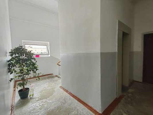 Продам трехкомнатную (3-комн.) квартиру, Гоголя ул, 49, Белореченск г