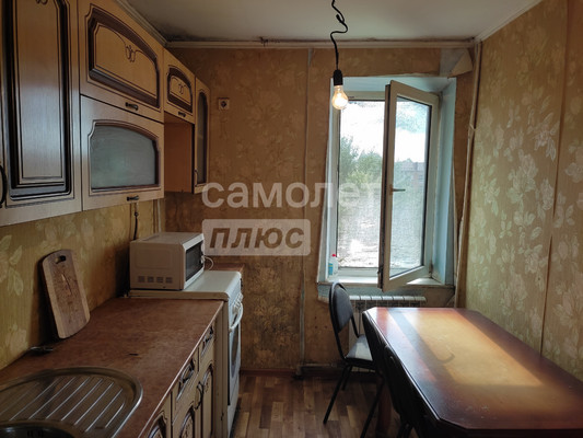 Продам трехкомнатную (3-комн.) квартиру, Стаханова ул, 197, Славянск-на-Кубани г