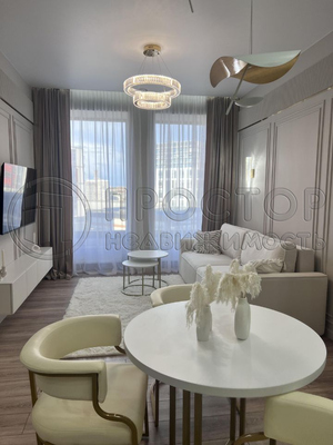 Продам однокомнатную (1-комн.) квартиру, Братьев Весниных б-р, 1, Москва г