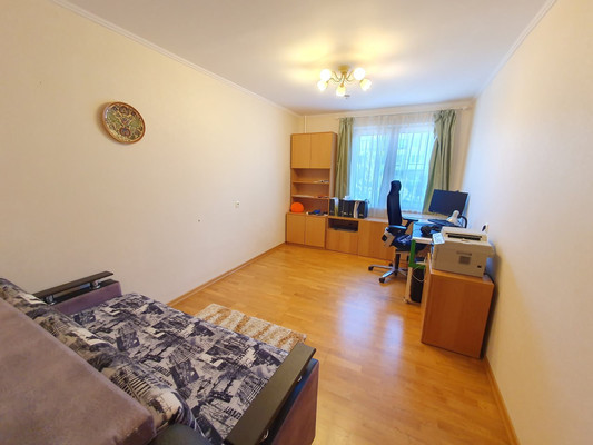 Продам трехкомнатную (3-комн.) квартиру, Будапештская ул, 112Ак2, Санкт-Петербург г