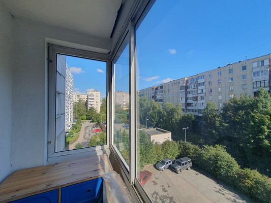 Продам трехкомнатную (3-комн.) квартиру, Будапештская ул, 112Ак2, Санкт-Петербург г