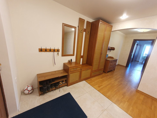 Продам трехкомнатную (3-комн.) квартиру, Будапештская ул, 112Ак2, Санкт-Петербург г
