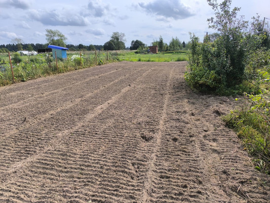 Продам участок 9 соток, ИЖС, Зона огородов тер, Сяськелево д, 0 км от города