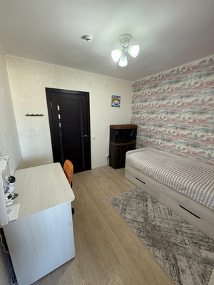 Продам трехкомнатную (3-комн.) квартиру, Баумана ул, 235/4, Иркутск г