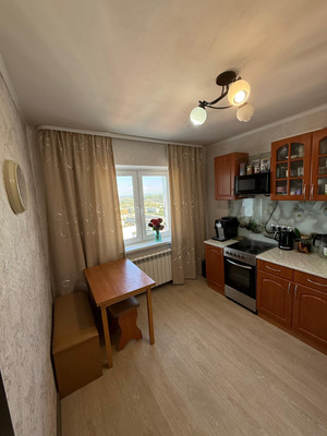Продам трехкомнатную (3-комн.) квартиру, Баумана ул, 235/4, Иркутск г