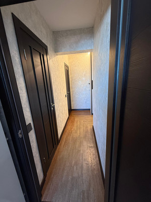 Продам трехкомнатную (3-комн.) квартиру, Баумана ул, 235/4, Иркутск г