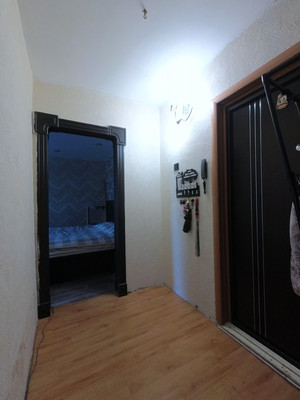 Продам двухкомнатную (2-комн.) квартиру, Весенняя ул, 4, Барнаул г
