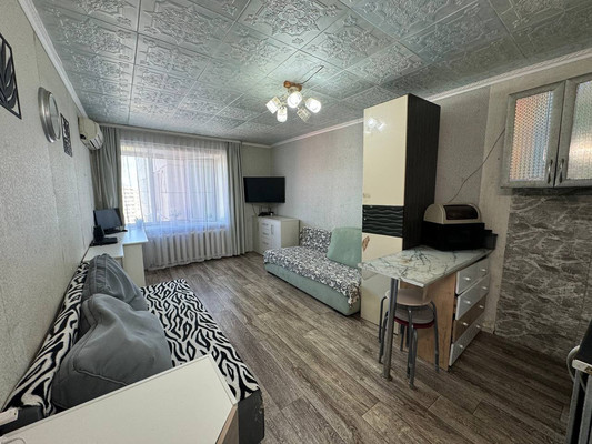 Продам комнату в 5-комн. квартире, Ленина пр-кт, 76, Комсомольск-на-Амуре г