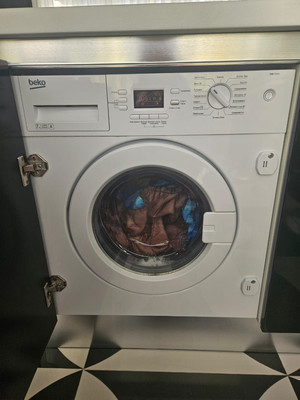 Продам трехкомнатную (3-комн.) квартиру, Ухтомского ул, 2, Малаховка рп
