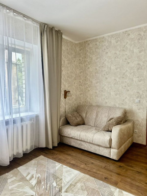 Продам двухкомнатную (2-комн.) квартиру, Фрунзе ул, 91, Калининград г