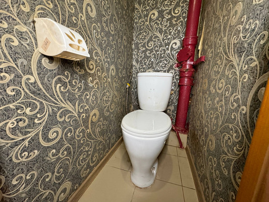 Продам трехкомнатную (3-комн.) квартиру, Октябрьский пр-кт, 3, Амурск г