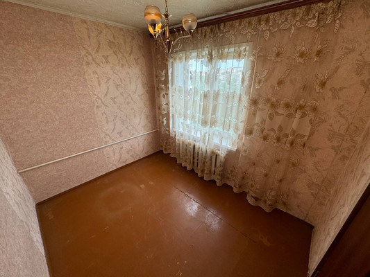 Продам трехкомнатную (3-комн.) квартиру, Октябрьский пр-кт, 3, Амурск г