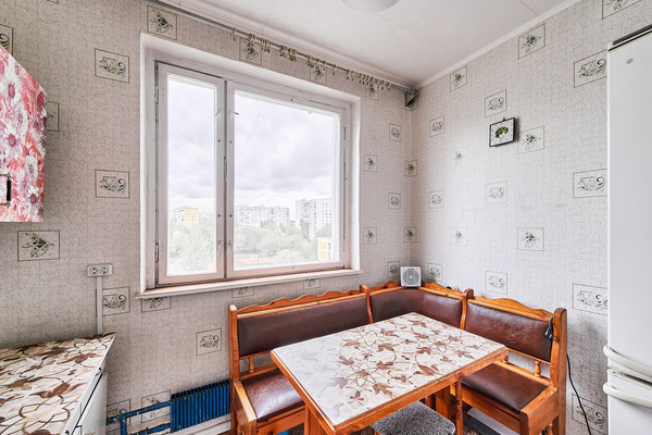 Продам трехкомнатную (3-комн.) квартиру, Тихорецкий б-р, 14к2, Москва г