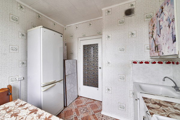 Продам трехкомнатную (3-комн.) квартиру, Тихорецкий б-р, 14к2, Москва г