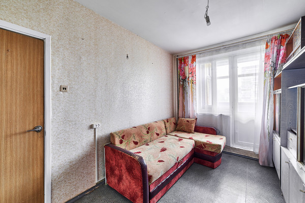 Продам трехкомнатную (3-комн.) квартиру, Тихорецкий б-р, 14к2, Москва г