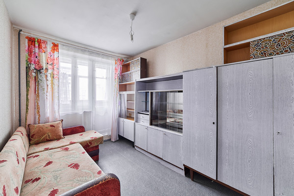 Продам трехкомнатную (3-комн.) квартиру, Тихорецкий б-р, 14к2, Москва г