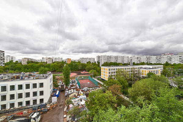 Продам трехкомнатную (3-комн.) квартиру, Тихорецкий б-р, 14к2, Москва г