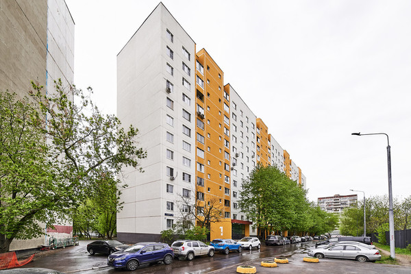 Продам трехкомнатную (3-комн.) квартиру, Тихорецкий б-р, 14к2, Москва г