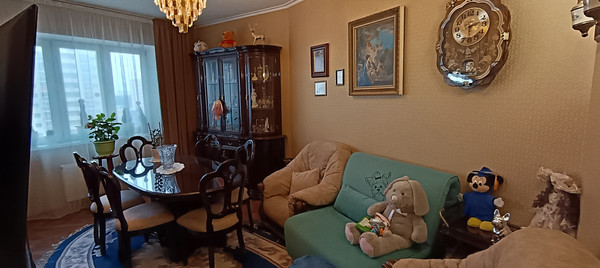 Продам трехкомнатную (3-комн.) квартиру, Ленинский пр-кт, 51А, Санкт-Петербург г