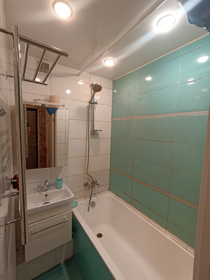 Продам трехкомнатную (3-комн.) квартиру, Меншиковский пр-кт, 5ак2, Санкт-Петербург г