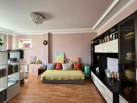 Продам однокомнатную (1-комн.) квартиру, Энергетическая ул, 19, Астрахань г