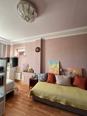 Продам однокомнатную (1-комн.) квартиру, Энергетическая ул, 19, Астрахань г