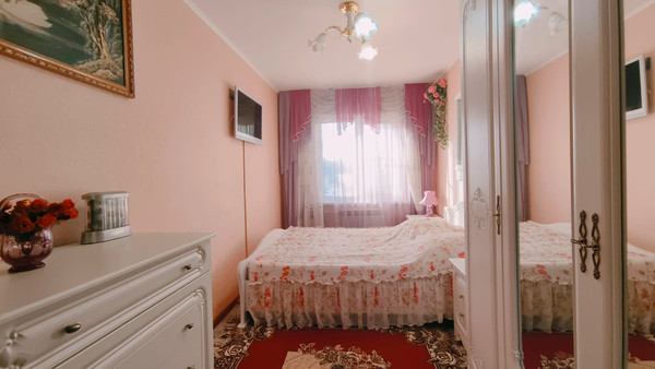 Продам двухкомнатную (2-комн.) квартиру, Яблочкова ул, 31, Астрахань г
