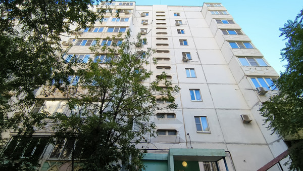 Продам однокомнатную (1-комн.) квартиру, Бориса Алексеева ул, 36к1, Астрахань г