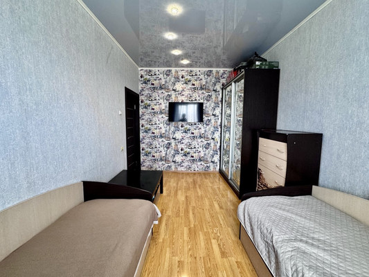Продам двухкомнатную (2-комн.) квартиру, Бориса Алексеева ул, 20к1, Астрахань г