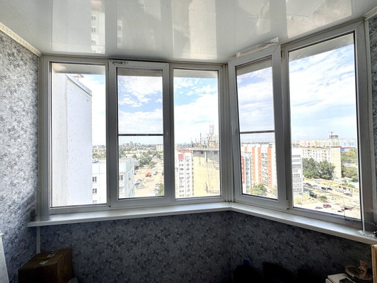 Продам двухкомнатную (2-комн.) квартиру, Бориса Алексеева ул, 20к1, Астрахань г