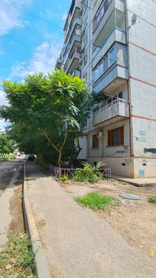 Продам однокомнатную (1-комн.) квартиру, Валерии Барсовой ул, 12к2, Астрахань г
