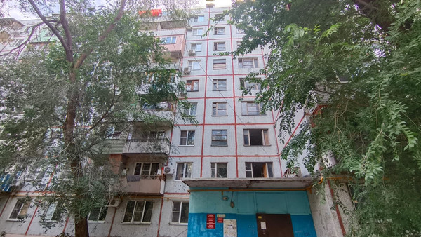 Продам однокомнатную (1-комн.) квартиру, Валерии Барсовой ул, 12к2, Астрахань г