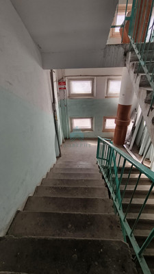 Продам двухкомнатную (2-комн.) квартиру, Бабаевского ул, 31к3, Астрахань г