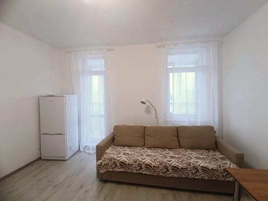 Продам однокомнатную (1-комн.) квартиру, Воронцовский б-р, 11к3, Мурино п
