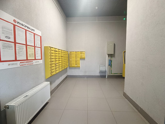 Продам однокомнатную (1-комн.) квартиру, Воронцовский б-р, 11к3, Мурино п
