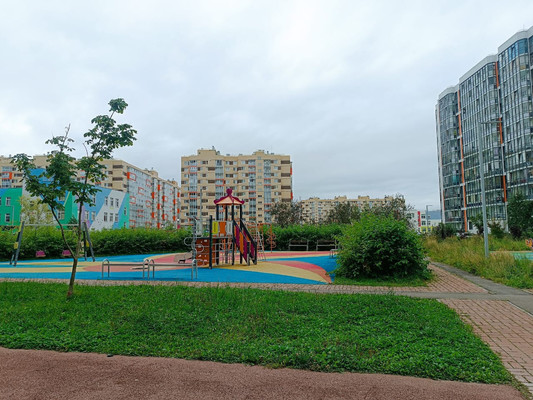 Продам однокомнатную (1-комн.) квартиру, Воронцовский б-р, 11к3, Мурино п
