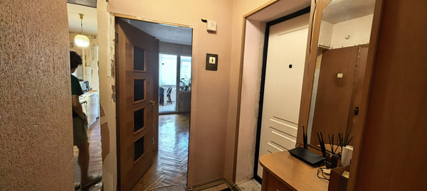 Продам двухкомнатную (2-комн.) квартиру, Школьная ул, 1, Агой с