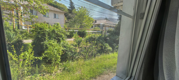 Продам двухкомнатную (2-комн.) квартиру, Школьная ул, 1, Агой с