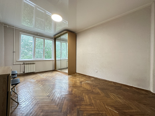 Продам однокомнатную (1-комн.) квартиру, Большевиков пр-кт, 81М, Санкт-Петербург г