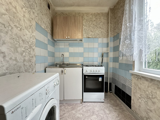 Продам однокомнатную (1-комн.) квартиру, Большевиков пр-кт, 81М, Санкт-Петербург г