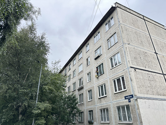 Продам однокомнатную (1-комн.) квартиру, Большевиков пр-кт, 81М, Санкт-Петербург г