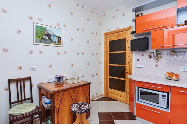 Продам двухкомнатную (2-комн.) квартиру, Советская ул, 12, Сыктывкар г