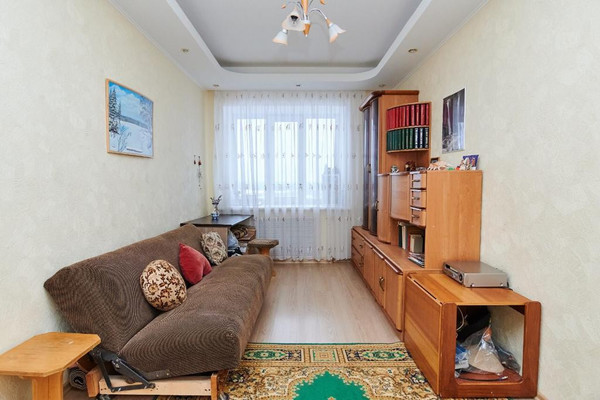 Продам двухкомнатную (2-комн.) квартиру, Советская ул, 12, Сыктывкар г