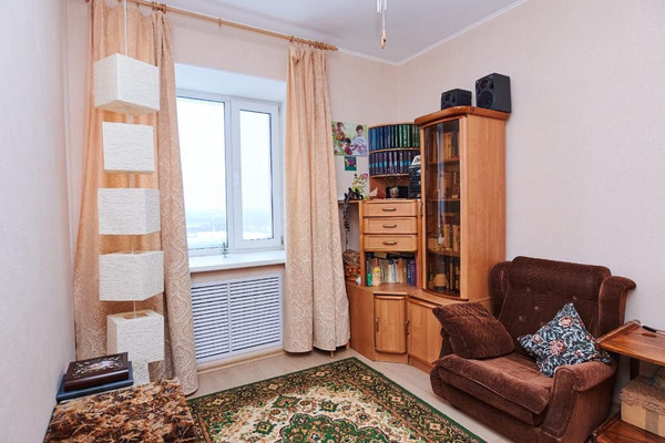 Продам двухкомнатную (2-комн.) квартиру, Советская ул, 12, Сыктывкар г