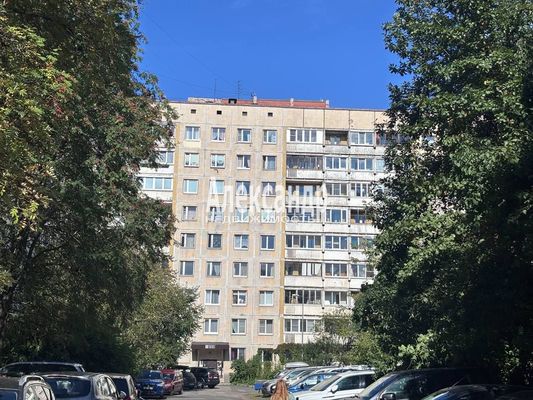Продам двухкомнатную (2-комн.) квартиру, Луначарского пр-кт, 42к2, Санкт-Петербург г